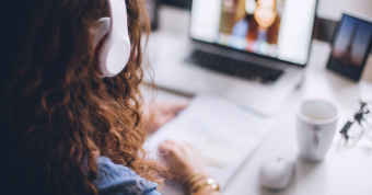 Women Collaborating Online